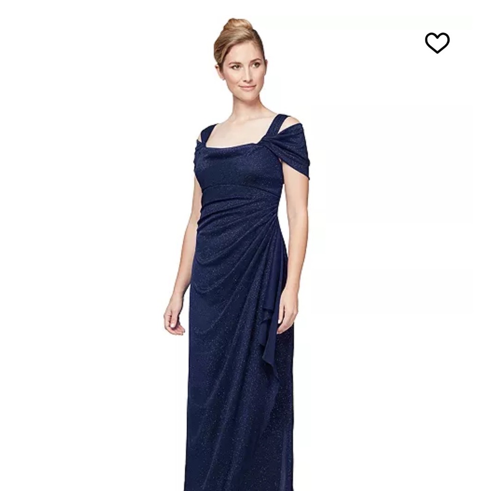 Elegant Navy Blue Evening Gown